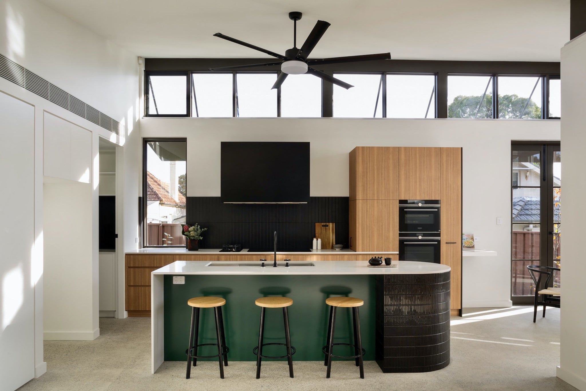 Modern Kitchen Design Ideas for Maximizing Style and Space